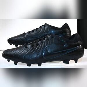 Nike Tiempo Legend 10 Elite FG Black On Black Soccer Cleats Size 9 Men's Preowne